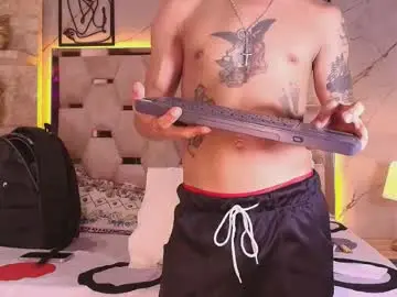 Chaturbate Sex Cam of andrew_haalls