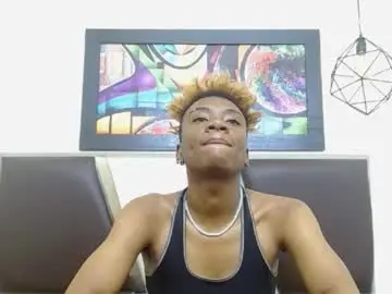 Chaturbate Live Sex Cam of darkiin_ftm_