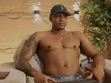 Chaturbate Best live sex cam show of logan_varela