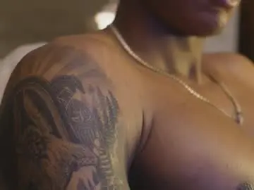 Chaturbate Best live sex cam show of logan_varela