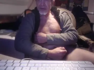 Chaturbate Watch Live Sex Cams of lovesbigdicksperm