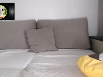 Chaturbate Live Porn of velvetmoon123