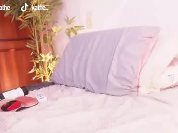 Chaturbate Live Sex Cam of i_am_lucy1