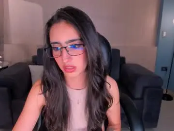 Chaturbate Live Sex Cam of larisasmirnov