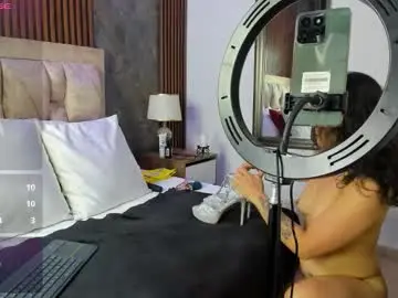 Chaturbate Watch Live Sex Cams of linda_cabal