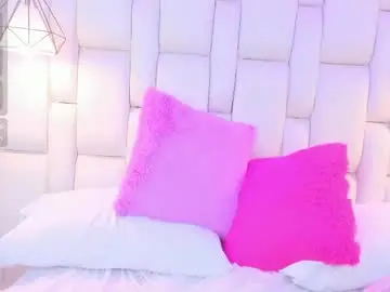 Chaturbate Nude Webcam of saraboss