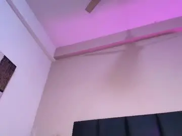 Chaturbate Live Sex Cam of alissanix