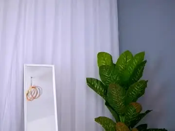 Chaturbate Sex Cam of vanessasinx