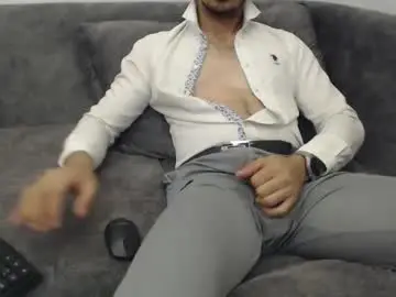 Chaturbate Sex Cam of dirtyybooyy77