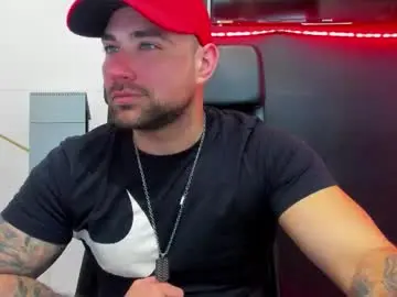 Chaturbate Live Sex Cam of duncanstones