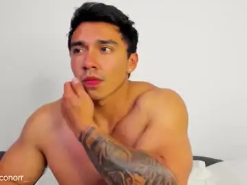 Chaturbate Sex Chat of eithanconor1