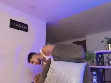 Chaturbate Live Porn of andrew_west_