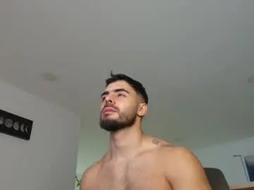 Chaturbate Sex Cam of andrew_west_