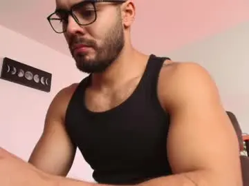Chaturbate Adult Webcam of andrew_west_