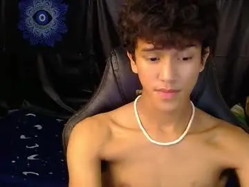 Chaturbate Best live sex cam show of ken_bigcockxx