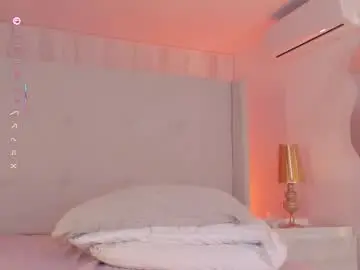 Chaturbate Best live sex cam show of valeriah_