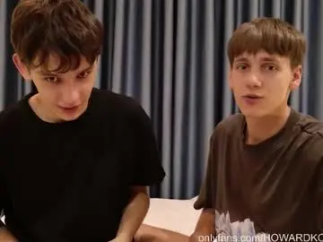 Chaturbate Live Porn of howardkottam