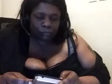 Chaturbate Adult Webcams of robertswhitney52