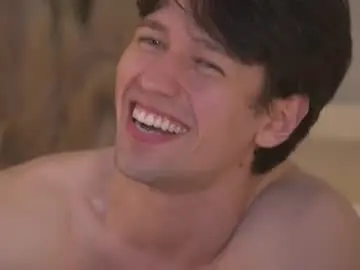 Chaturbate Live Porn of tommyjoyer