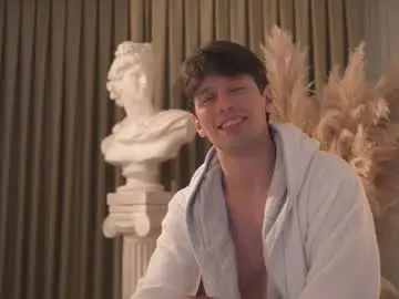 Chaturbate Free Porn Cam of tommyjoyer