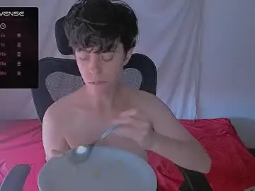 Chaturbate Live Sex Cam of yuyito15