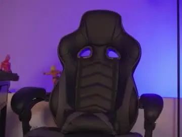 Chaturbate Live Sex Cam of alan_muscle