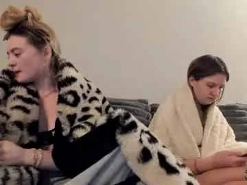 Chaturbate Watch Live Sex Cams of breezybabyy00