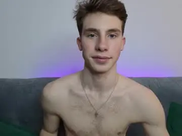 Chaturbate Free Live Porn of cute_brian