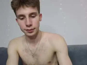 Chaturbate Free Porn Cam of cute_brian
