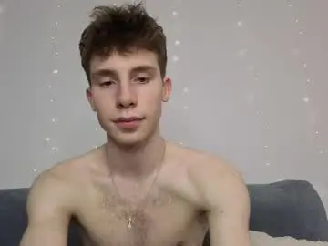 Chaturbate Free Porn Cam of cute_brian