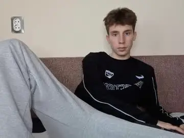 Chaturbate Live Sex Cam of cute_brian