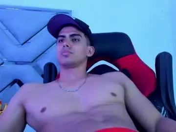 Chaturbate Live Sex Cam of danterouxx