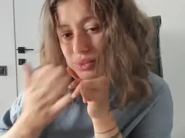 Chaturbate Watch Live Sex Cams of dyafirst