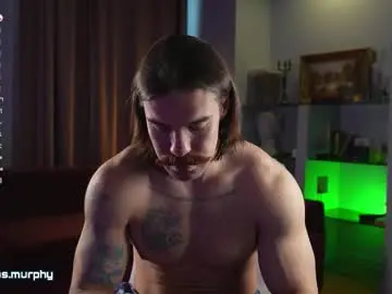 Chaturbate Live Sex Cam of karlos_murphy