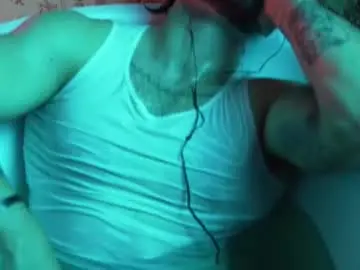 Chaturbate Live Sex Cam of karlos_murphy