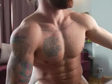 Chaturbate Live Sex Cam of karlos_murphy