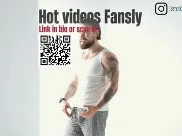 Chaturbate Live Sex Cam of karlos_murphy
