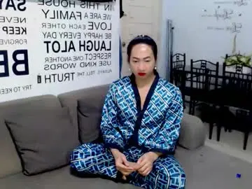 Chaturbate Live Sex Cam of queenmistressts