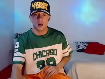 Chaturbate Best live sex cam show of dominic_hanks