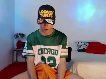 Chaturbate Free Live Porn of dominic_hanks