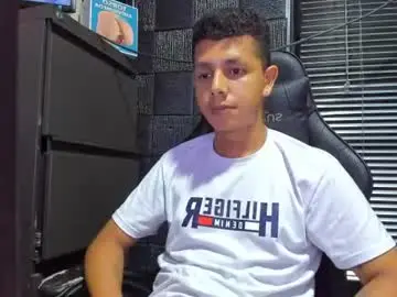 Chaturbate Adult Webcam of g_lincoln