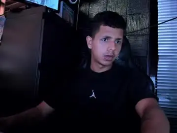 Chaturbate Nude Webcam of g_lincoln