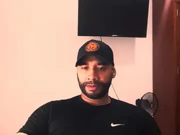 Chaturbate Live Sex Cam of jho173027