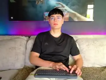 Chaturbate Watch Live Sex Cams of maisonbastian