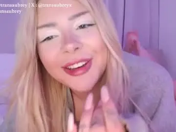 Chaturbate Live Sex Cam of transaubrey