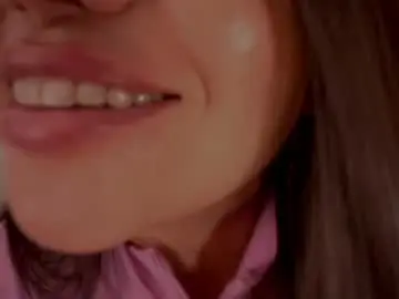 Chaturbate Live Sex Cam of _lasuescun