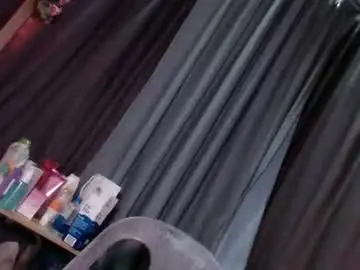 Chaturbate Nude Webcam of cummie_zoe