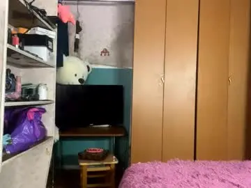 Chaturbate Live Sex Cam of jennaglandon