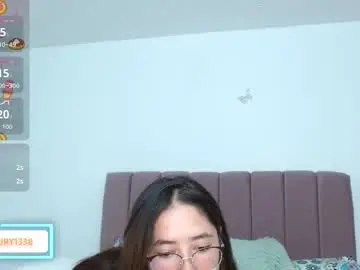 Chaturbate Live Sex Cam of lauxury_