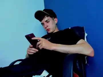 Chaturbate Sex Cam of jheampiero